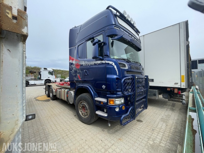 Scania R620 6x4 - Camião polibenne: foto 1 Scania R620 6x4 - Camião polibenne: foto 1