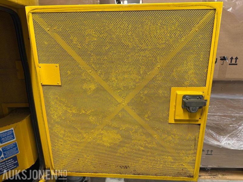Selwood S100 dieselaggregat – 2006 – 8322 timer - støydempet kapsling - Equipamento de construção: foto 4 Selwood S100 dieselaggregat – 2006 – 8322 timer - støydempet kapsling - Equipamento de construção: foto 4