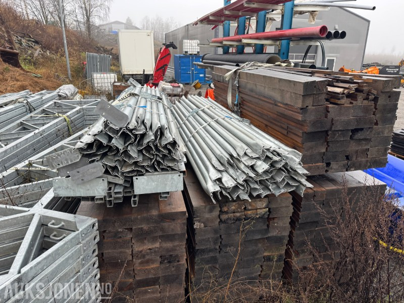 Stålhall 450 m² – demontert lagerhall med duk, klar for opplasting - Equipamento de construção: foto 3 Stålhall 450 m² – demontert lagerhall med duk, klar for opplasting - Equipamento de construção: foto 3