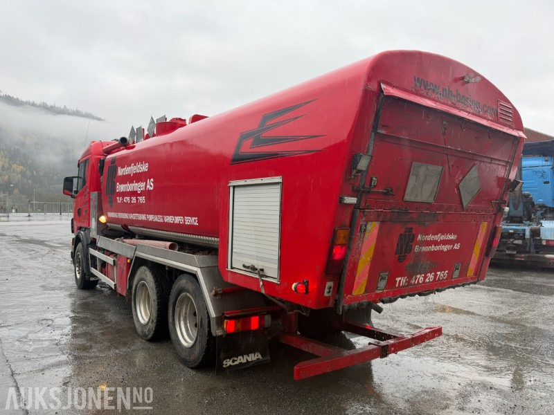 1999 Scania R124 Spyle/sugebil med Korp&Son påbygg - Veículo municipal/ Especial: foto 3 1999 Scania R124 Spyle/sugebil med Korp&Son påbygg - Veículo municipal/ Especial: foto 3