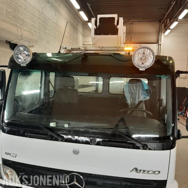 2006 Mercedes-Benz 1223/36AT LIFT BIL NYLIG EU OK OG sertifisert Arbeidshøyde 17m - Veículo municipal/ Especial: foto 3 2006 Mercedes-Benz 1223/36AT LIFT BIL NYLIG EU OK OG sertifisert Arbeidshøyde 17m - Veículo municipal/ Especial: foto 3