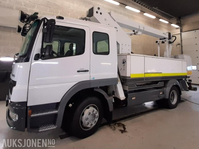 2006 Mercedes-Benz 1223/36AT LIFT BIL NYLIG EU OK OG sertifisert Arbeidshøyde 17m - Veículo municipal/ Especial: foto 1 2006 Mercedes-Benz 1223/36AT LIFT BIL NYLIG EU OK OG sertifisert Arbeidshøyde 17m - Veículo municipal/ Especial: foto 1