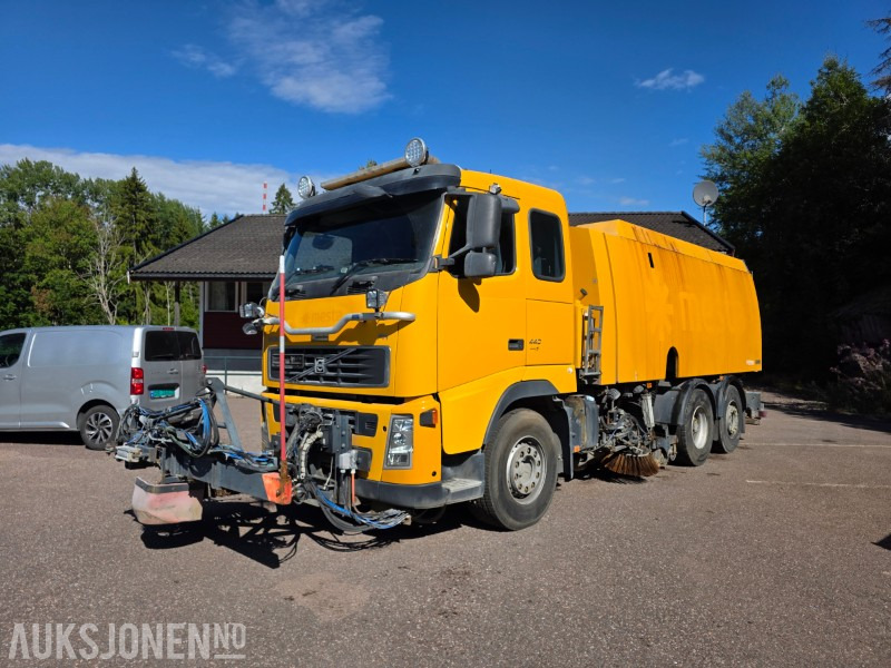 2007 Volvo FH440 Feiebil - Euro5T - 3 akslet - 265900km - Veículo municipal/ Especial: foto 1 2007 Volvo FH440 Feiebil - Euro5T - 3 akslet - 265900km - Veículo municipal/ Especial: foto 1