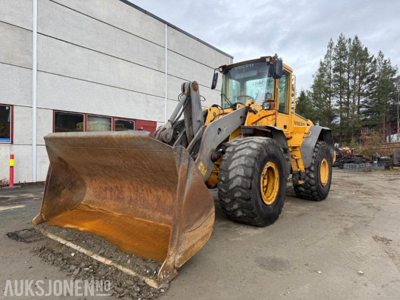 Volvo L110E Hjullaster - Pá carregadora de rodas: foto 1 Volvo L110E Hjullaster - Pá carregadora de rodas: foto 1