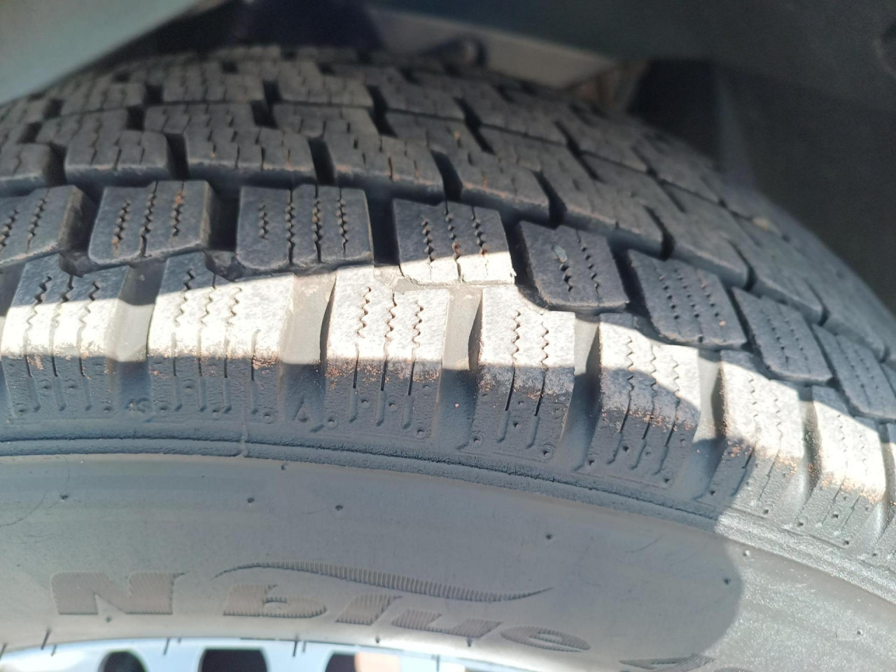 IVECO Daily 35S16A8V 12m3 - Furgão: foto 5 IVECO Daily 35S16A8V 12m3 - Furgão: foto 5