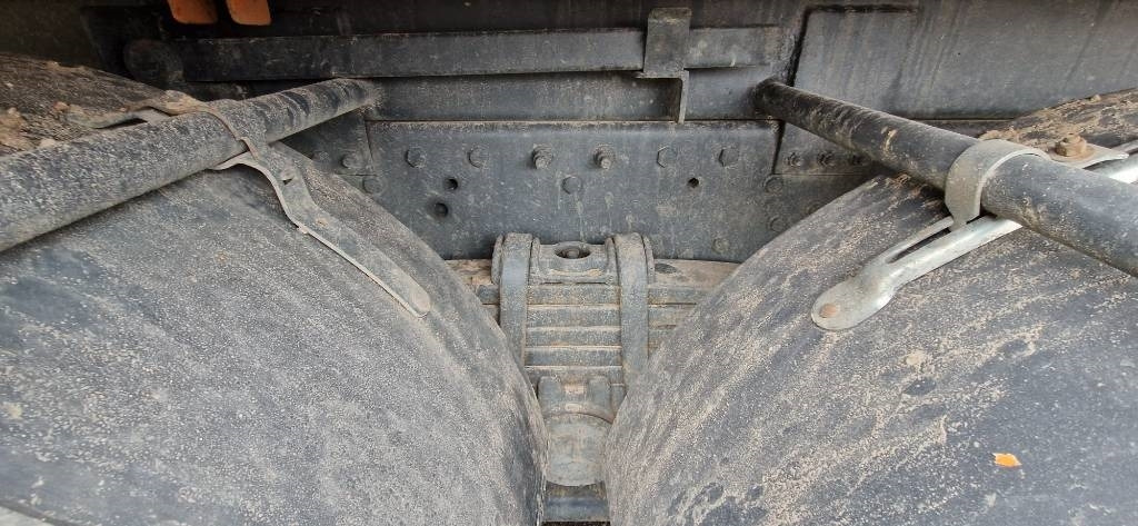 Camião basculante Mercedes-Benz Actros 4144: foto 16 Camião basculante Mercedes-Benz Actros 4144: foto 16