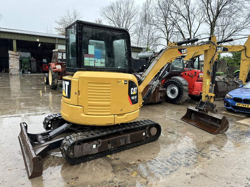 Caterpillar 303.5E CR All functions 3 buckets - Mini escavadeira: foto 5 Caterpillar 303.5E CR All functions 3 buckets - Mini escavadeira: foto 5