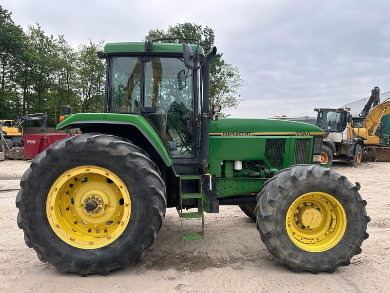 John Deere 7700 PowerQuad - Front linkage - Trator: foto 4 John Deere 7700 PowerQuad - Front linkage - Trator: foto 4