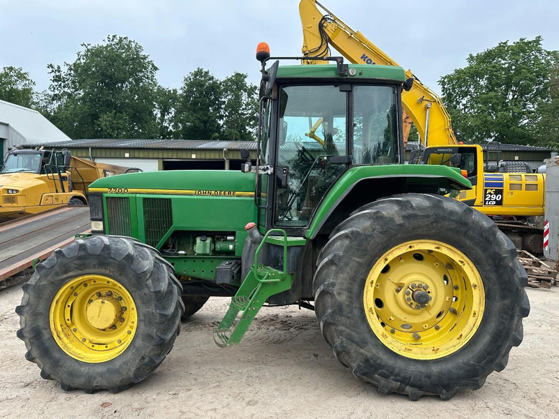 John Deere 7700 PowerQuad - Front linkage - Trator: foto 3 John Deere 7700 PowerQuad - Front linkage - Trator: foto 3