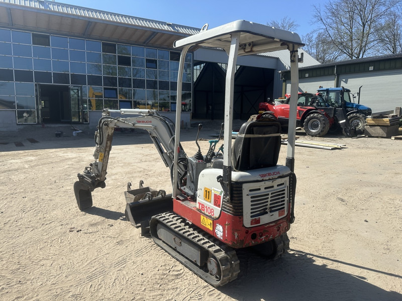 Takeuchi TB 108 3 buckets - Mini escavadeira: foto 3 Takeuchi TB 108 3 buckets - Mini escavadeira: foto 3