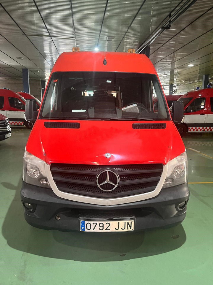 MERCEDES BENZ AMBULANCE FOR REDUCED MOBILITY PERSONS Sprinter 313 CDI(15 units) - Ambulância: foto 1 MERCEDES BENZ AMBULANCE FOR REDUCED MOBILITY PERSONS Sprinter 313 CDI(15 units) - Ambulância: foto 1