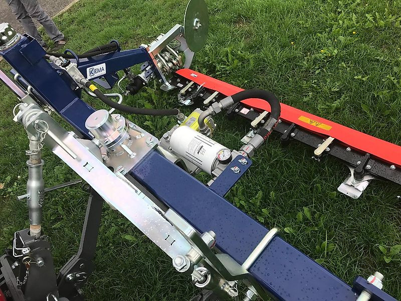Gadanheira novo Doppelmesser Frontmähwerk KEMA: foto 13 Gadanheira novo Doppelmesser Frontmähwerk KEMA: foto 13
