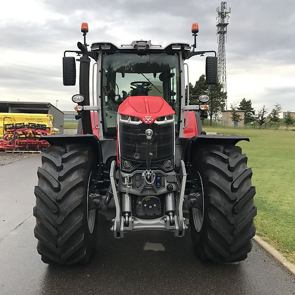 Massey Ferguson MF 8S.305 Exclusive - Trator: foto 3 Massey Ferguson MF 8S.305 Exclusive - Trator: foto 3