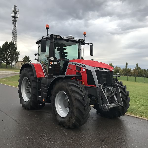 Massey Ferguson MF 8S.305 Exclusive - Trator: foto 2 Massey Ferguson MF 8S.305 Exclusive - Trator: foto 2