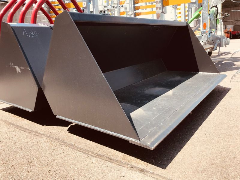 Universalschaufel 1,80 m - Balde para carregadeiras: foto 1 Universalschaufel 1,80 m - Balde para carregadeiras: foto 1