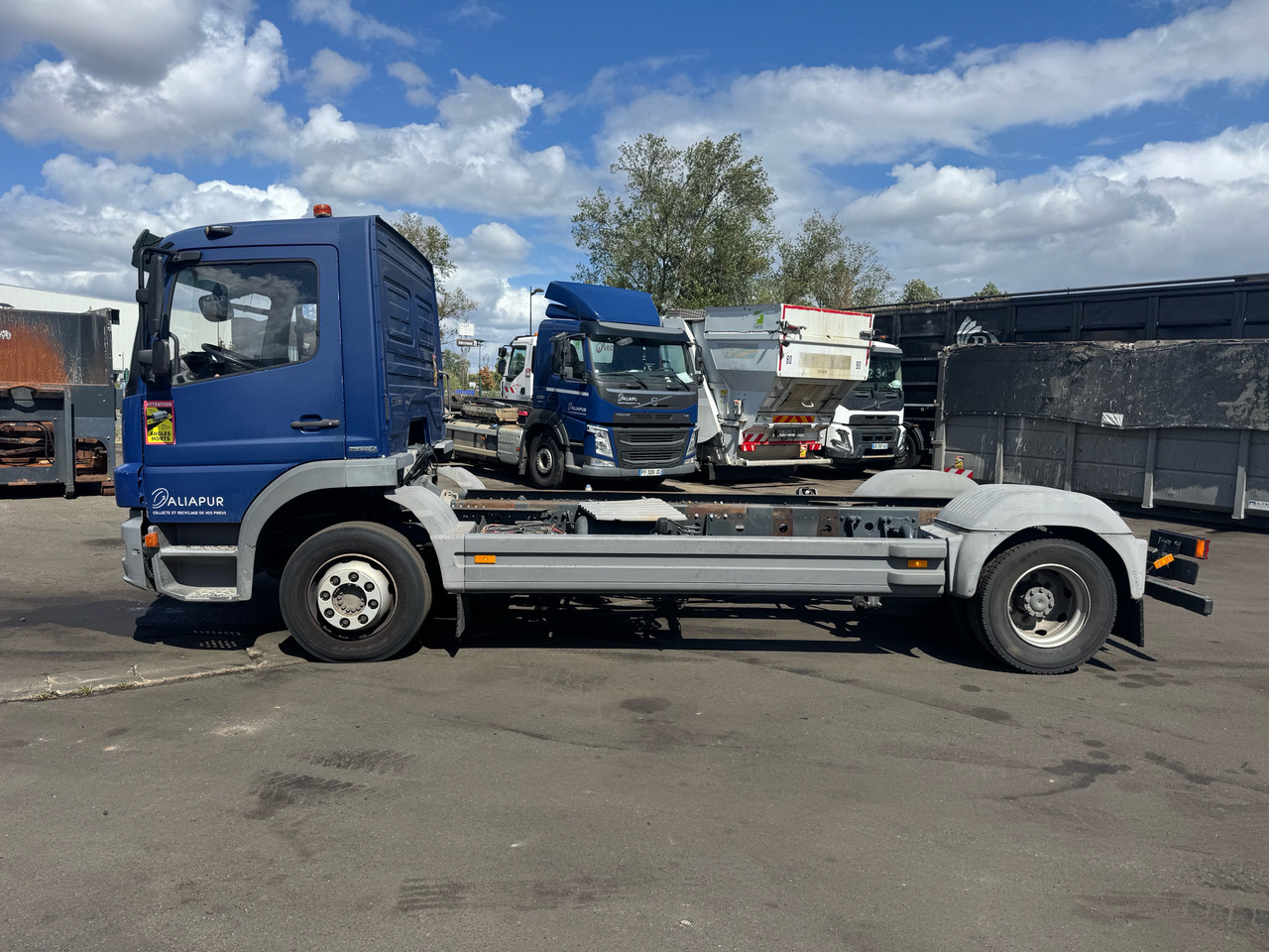 MERCEDES-BENZ atégo - Camião chassi: foto 2 MERCEDES-BENZ atégo - Camião chassi: foto 2