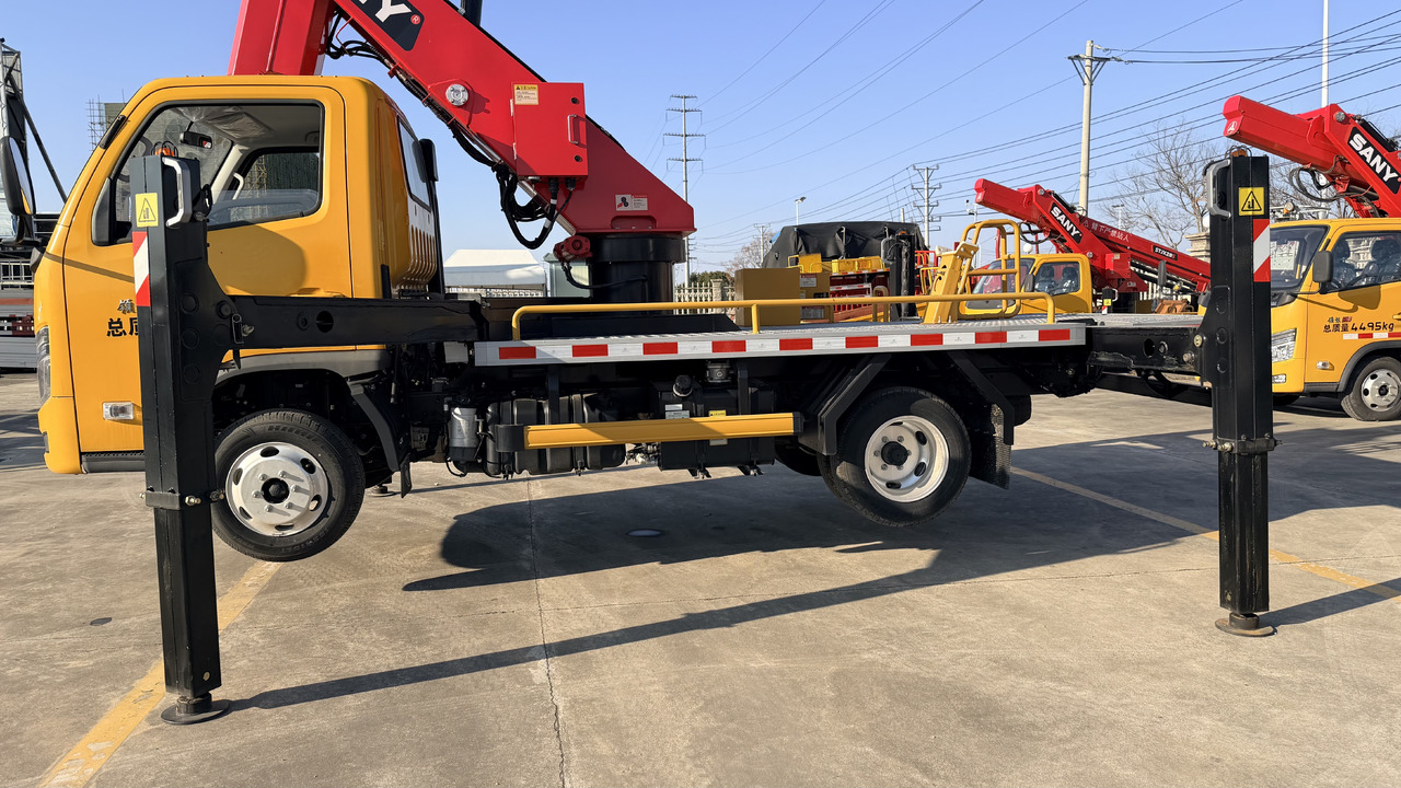 CLW SANY CHINESE BRAND Multi Functional Aerial Work Platform with High Load Capacity and Flexible Applications - Caminhão com plataforma aérea: foto 5 CLW SANY CHINESE BRAND Multi Functional Aerial Work Platform with High Load Capacity and Flexible Applications - Caminhão com plataforma aérea: foto 5