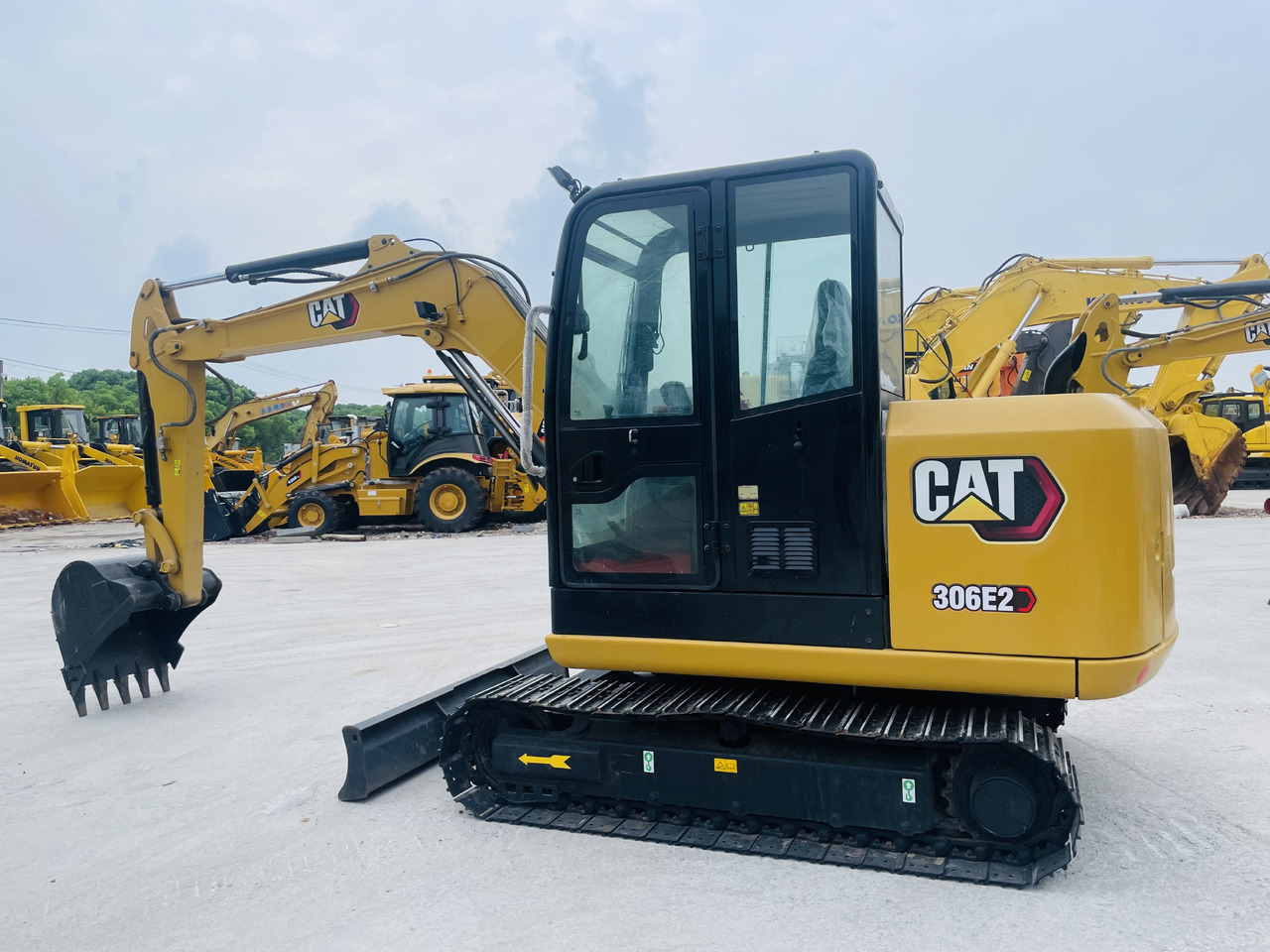 Caterpillar 306 Used Excavator CAT306E 6 Ton Komatsu PC56 Doosan DX60 Hyundai 60 Sany SY60 Kubota KX183 Crawler Excavators on Hot Sale - Escavadora de rastos: foto 4 Caterpillar 306 Used Excavator CAT306E 6 Ton Komatsu PC56 Doosan DX60 Hyundai 60 Sany SY60 Kubota KX183 Crawler Excavators on Hot Sale - Escavadora de rastos: foto 4