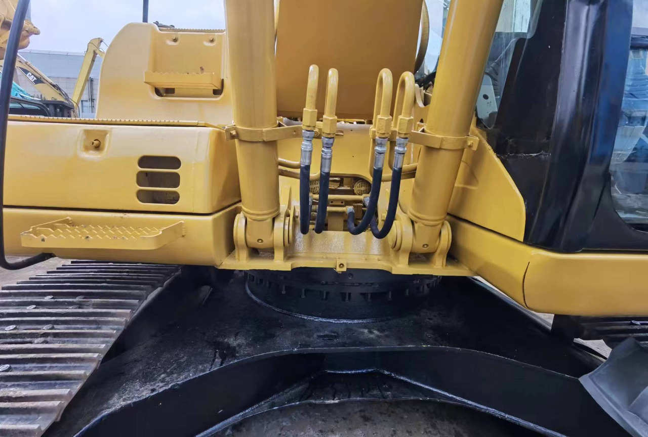 Caterpillar 320Cl 320C Used Excavator CAT 320 320D 320D2 320GC Crawler Hydraulic Excavator in Excellent Condition - Escavadora de rastos: foto 5 Caterpillar 320Cl 320C Used Excavator CAT 320 320D 320D2 320GC Crawler Hydraulic Excavator in Excellent Condition - Escavadora de rastos: foto 5