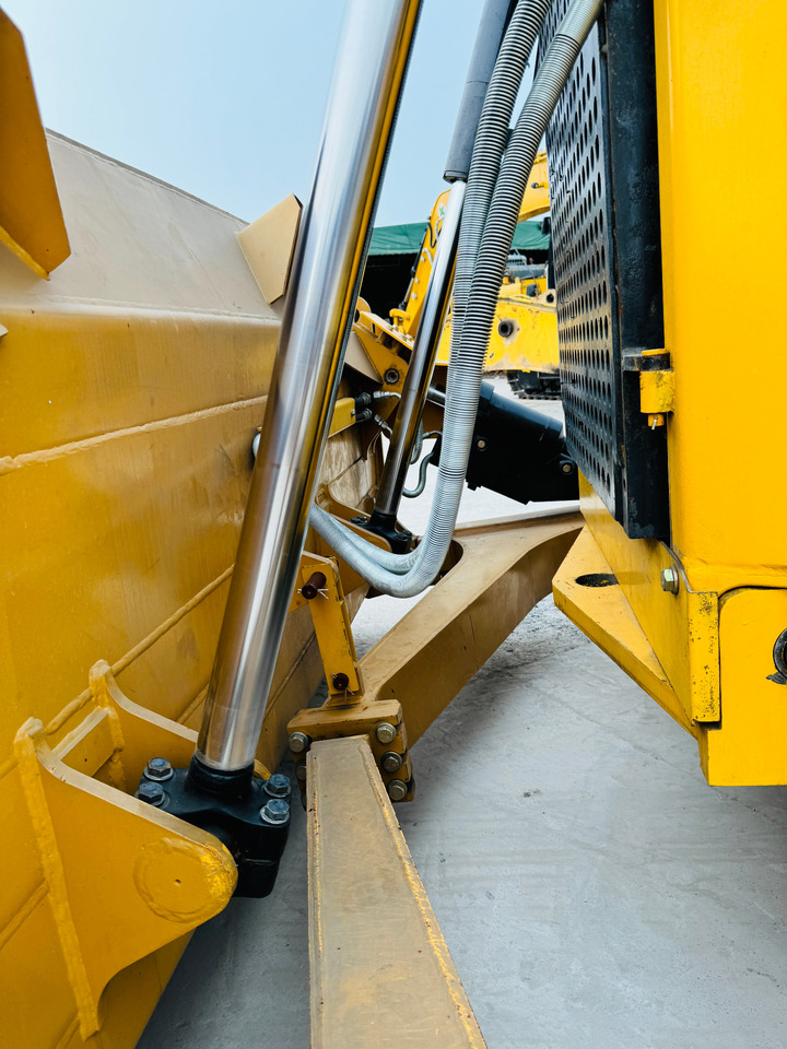 Buldôzer Caterpillar D8R Used Bulldozer CAT D6G D6H D7G D7R D7E D8T D9R D10R Secondhand Dozer in High Quality: foto 12 Buldôzer Caterpillar D8R Used Bulldozer CAT D6G D6H D7G D7R D7E D8T D9R D10R Secondhand Dozer in High Quality: foto 12