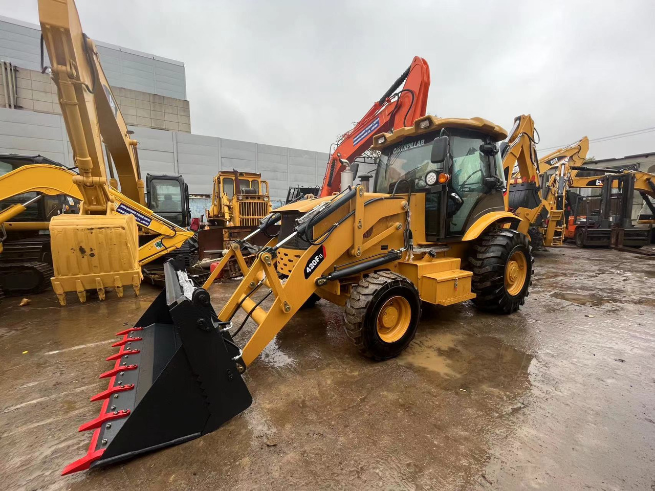 Caterpillar New Backhoe Loader 420F CAT Backhoe JCB 3CX 4CX on Sale - Retroescavadeira: foto 4 Caterpillar New Backhoe Loader 420F CAT Backhoe JCB 3CX 4CX on Sale - Retroescavadeira: foto 4