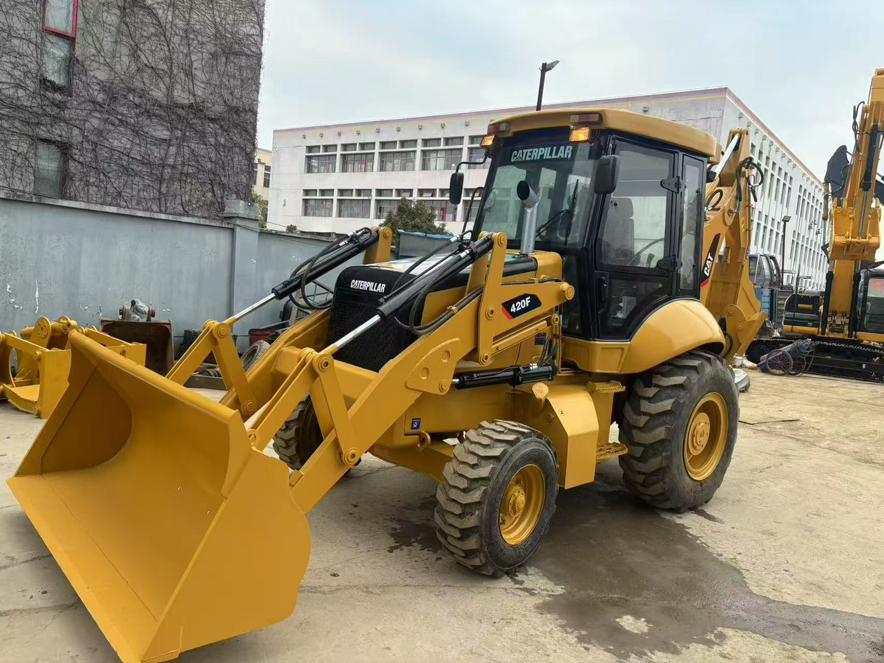 Caterpillar New or Used Backhoe CAT 420 Backhoe Loader CAT420F 420F2 JCB 3CX 4CX - Retroescavadeira: foto 2 Caterpillar New or Used Backhoe CAT 420 Backhoe Loader CAT420F 420F2 JCB 3CX 4CX - Retroescavadeira: foto 2