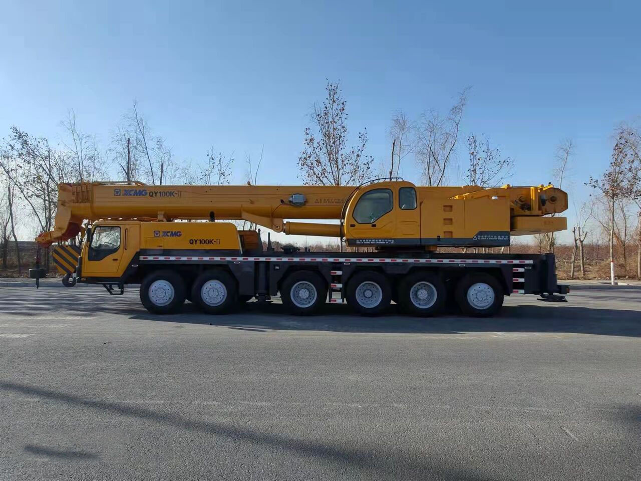 XCMG 100 Ton Used Truck Crane QY100K-II with High Quality for Sale - Grua móvel: foto 4 XCMG 100 Ton Used Truck Crane QY100K-II with High Quality for Sale - Grua móvel: foto 4