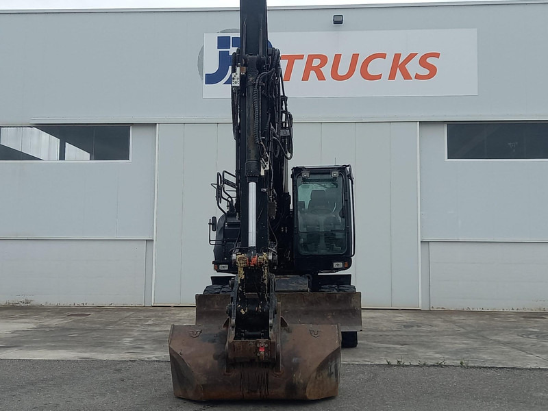 Hitachi ZX170W-6 - Escavadeira de rodas: foto 3 Hitachi ZX170W-6 - Escavadeira de rodas: foto 3