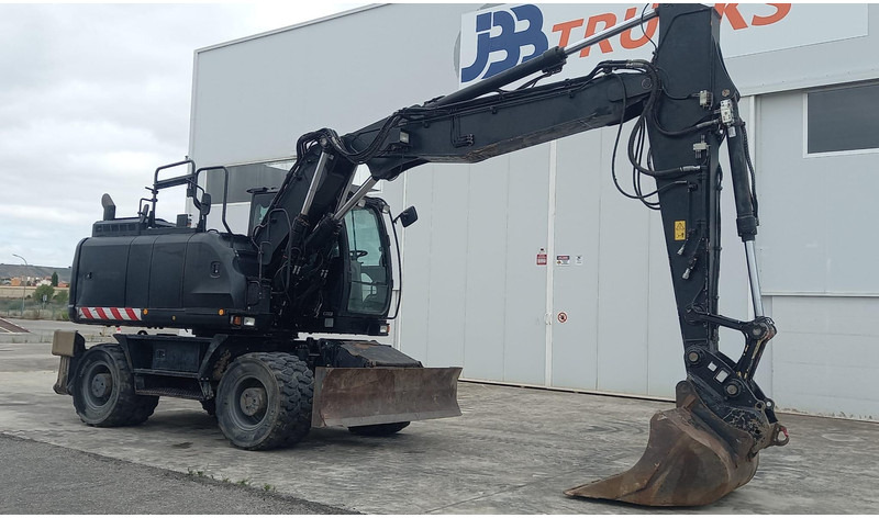 Hitachi ZX170W-6 - Escavadeira de rodas: foto 5 Hitachi ZX170W-6 - Escavadeira de rodas: foto 5