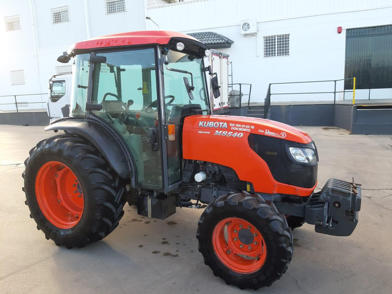 Kubota M8540 - Trator: foto 4 Kubota M8540 - Trator: foto 4