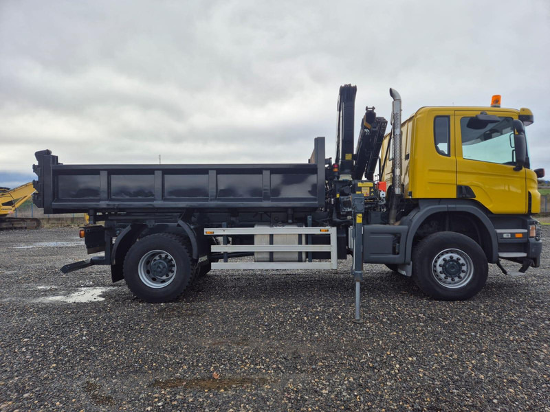 Scania P340 4x4 **2 units low km*, tipper with Fassi - Camião basculante, Camião grua: foto 3 Scania P340 4x4 **2 units low km*, tipper with Fassi - Camião basculante, Camião grua: foto 3
