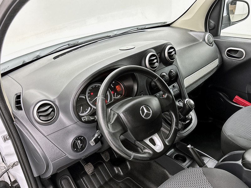Mercedes-Benz Citan 109 CDI L2 Business Ambition Lichtmetalen velgen Cruise Control Parkeersensoren - Furgão compacto: foto 5 Mercedes-Benz Citan 109 CDI L2 Business Ambition Lichtmetalen velgen Cruise Control Parkeersensoren - Furgão compacto: foto 5
