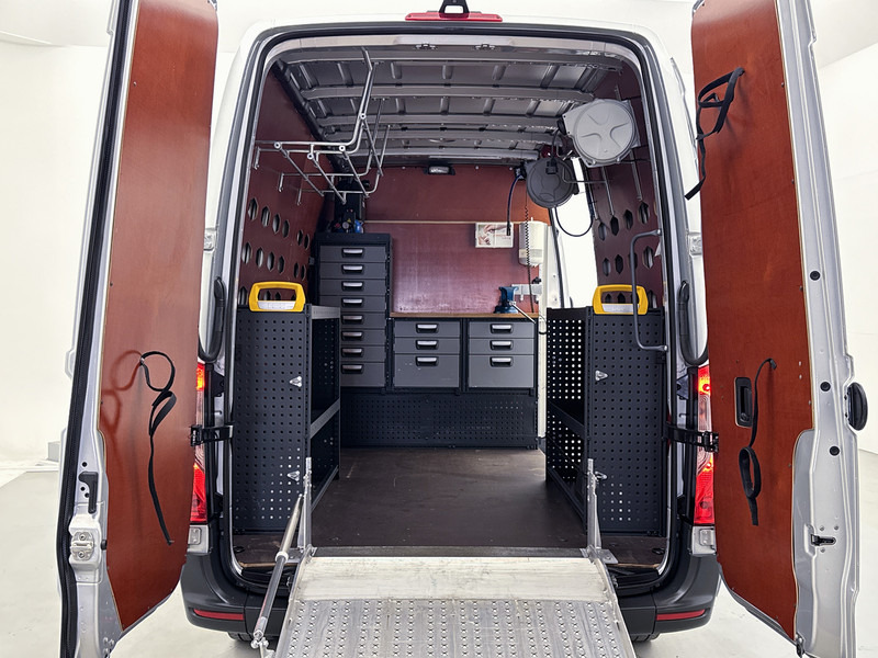 Mercedes-Benz Sprinter 316 2.2 CDI L2H2 Inrichting Oprijplaat Navigatie Achteruitrijcamera Apple Carplay/Android Auto - Furgão: foto 5 Mercedes-Benz Sprinter 316 2.2 CDI L2H2 Inrichting Oprijplaat Navigatie Achteruitrijcamera Apple Carplay/Android Auto - Furgão: foto 5