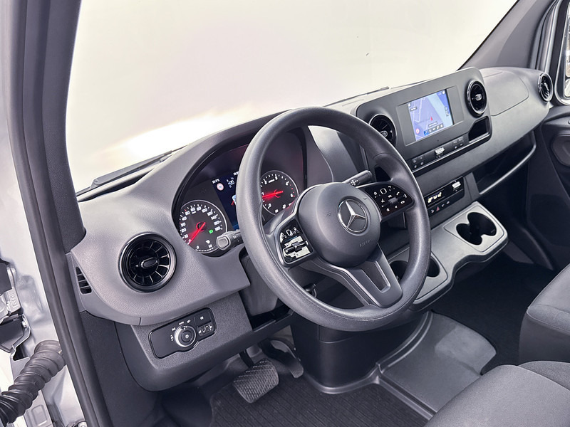 Mercedes-Benz Sprinter 316 CDI Navigatie Betimmering Oprijplaat Nap 1e eigenaar Achteruitrijcamera Apple Carplay/Android Auto Euro 6 - Furgão compacto: foto 5 Mercedes-Benz Sprinter 316 CDI Navigatie Betimmering Oprijplaat Nap 1e eigenaar Achteruitrijcamera Apple Carplay/Android Auto Euro 6 - Furgão compacto: foto 5