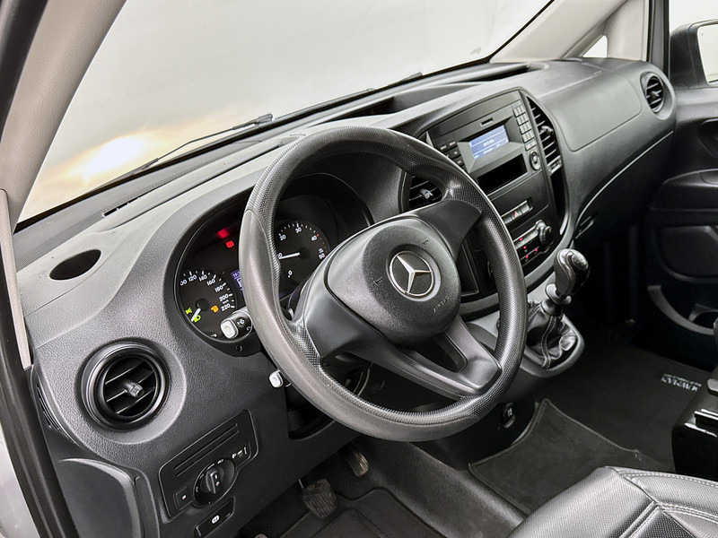 Mercedes-Benz Vito 109 CDI Lang Trekhaak Betimmering Cruise Control - Furgão compacto: foto 4 Mercedes-Benz Vito 109 CDI Lang Trekhaak Betimmering Cruise Control - Furgão compacto: foto 4