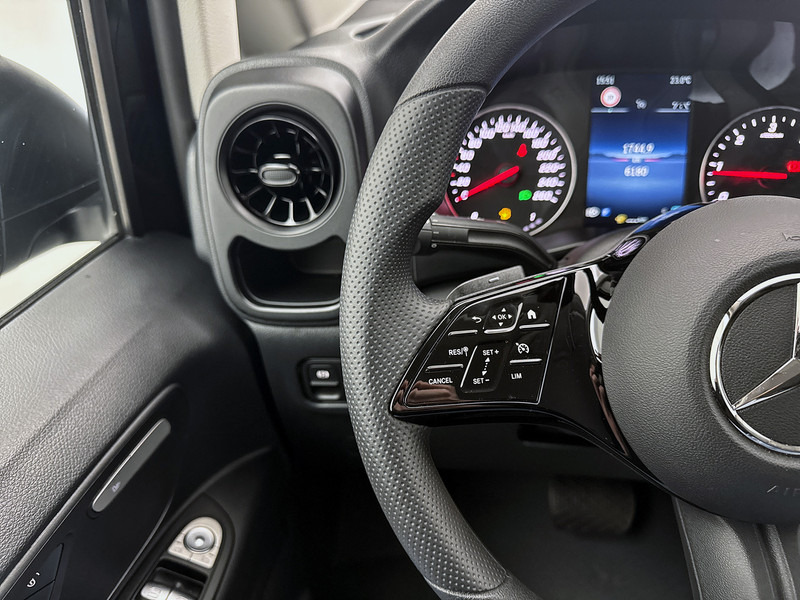 Mercedes-Benz Vito 116 CDI L2 PRO Multibeam Led Trekhaak Facelift Zwart Parkeerpakket Betimmering - Furgão: foto 5 Mercedes-Benz Vito 116 CDI L2 PRO Multibeam Led Trekhaak Facelift Zwart Parkeerpakket Betimmering - Furgão: foto 5
