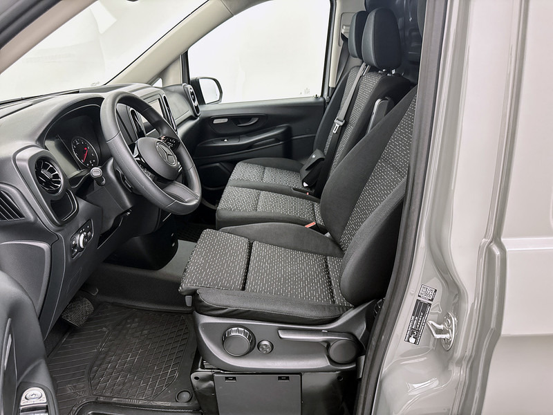 Mercedes-Benz Vito 116 CDI L2 Pro Parkeerpakket Multibeam led Betimmering Facelift Cruise control - Furgão: foto 4 Mercedes-Benz Vito 116 CDI L2 Pro Parkeerpakket Multibeam led Betimmering Facelift Cruise control - Furgão: foto 4