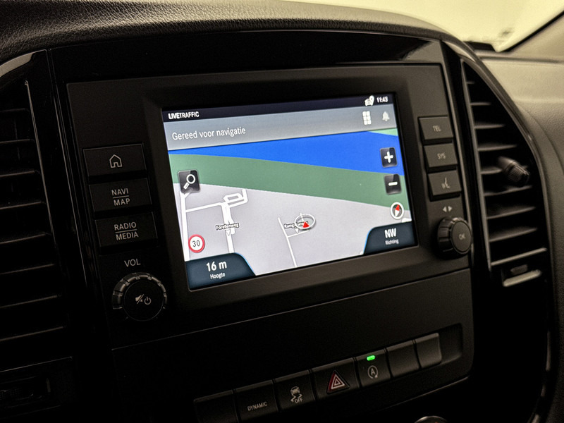 Furgão compacto, Carrinha cabine dupla Mercedes-Benz Vito 119 CDI Lang DC 2x schuifdeur Dubbele cabine Navigatie Trekhaak Climate control Sidebars: foto 7