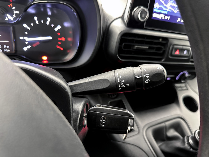 Furgão compacto Toyota PROACE CITY 1.5 D-4D Live Navigatie Fabrieksgarantie Parkeersensoren Betimmering: foto 9