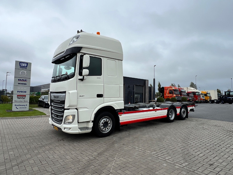 DAF XF 450 SSC 6x2 BDF - Camião chassi: foto 1 DAF XF 450 SSC 6x2 BDF - Camião chassi: foto 1