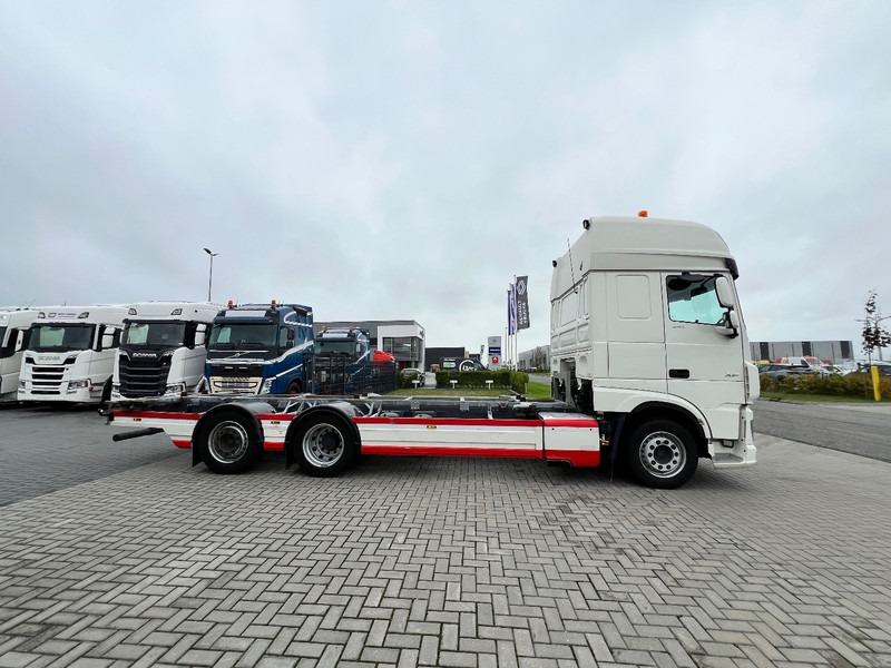 DAF XF 450 SSC 6x2 BDF - Camião chassi: foto 4 DAF XF 450 SSC 6x2 BDF - Camião chassi: foto 4