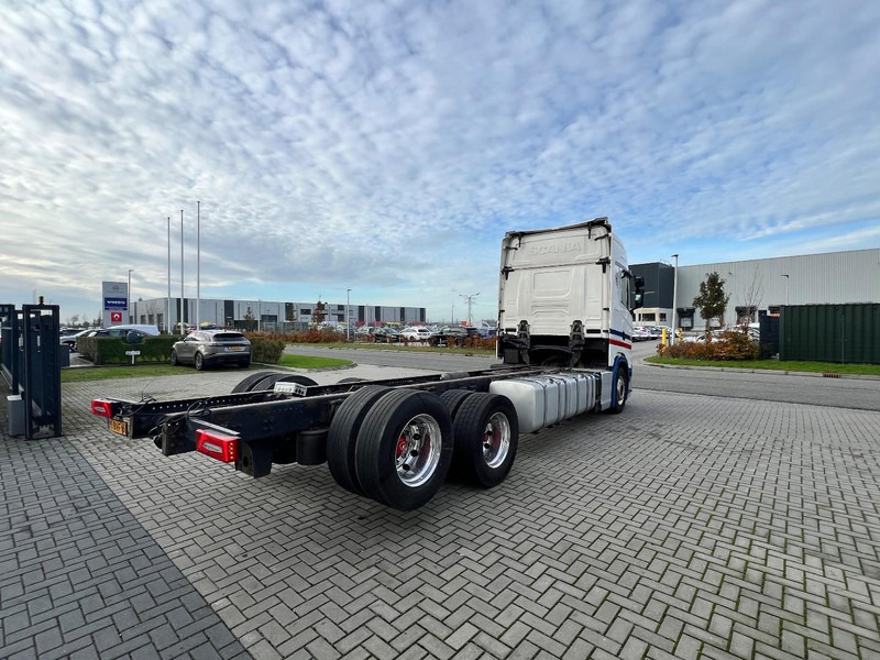 Scania S450 6x2 chassis cabine Retarder / Alcoa / Standclima / 715cm - Camião chassi: foto 5 Scania S450 6x2 chassis cabine Retarder / Alcoa / Standclima / 715cm - Camião chassi: foto 5