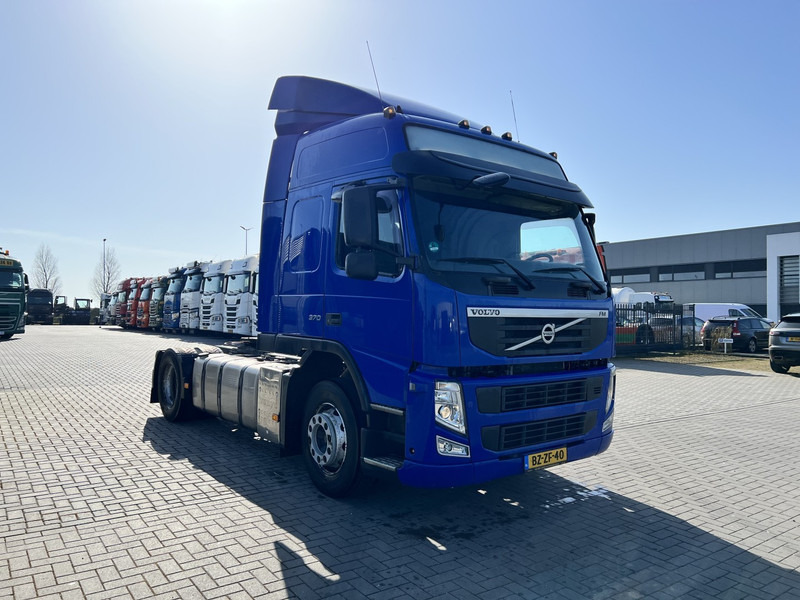 Volvo FM 370 4x2 trekker Globetrotter / Euro 5 /NEW TUV - Tractor: foto 3 Volvo FM 370 4x2 trekker Globetrotter / Euro 5 /NEW TUV - Tractor: foto 3