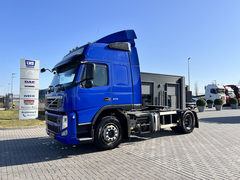 Volvo FM 370 4x2 trekker Globetrotter / Euro 5 /NEW TUV - Tractor: foto 1 Volvo FM 370 4x2 trekker Globetrotter / Euro 5 /NEW TUV - Tractor: foto 1
