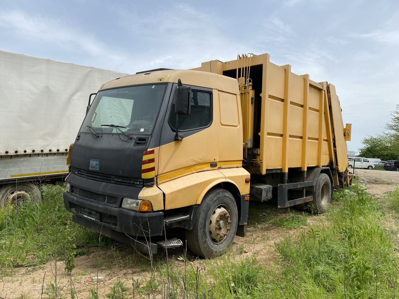BMC PRO 625 - Caminhão de lixo: foto 1 BMC PRO 625 - Caminhão de lixo: foto 1