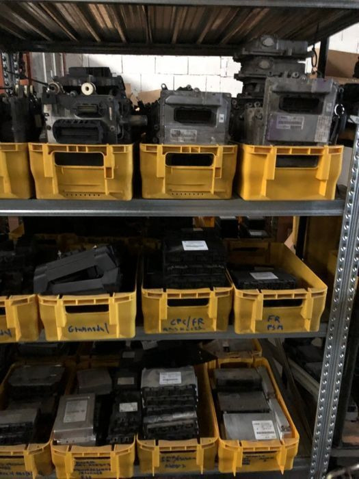 Calculator unitate de control motor ECU EDC   Renault Premium / 02 - Centralina electrónica por Camião: foto 1 Calculator unitate de control motor ECU EDC   Renault Premium / 02 - Centralina electrónica por Camião: foto 1