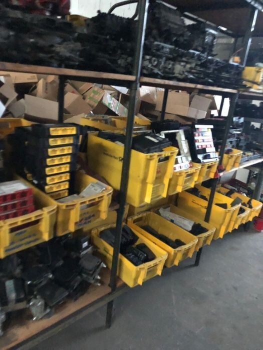 Calculator unitate de control motor ECU EDC   Renault Premium / 02 - Centralina electrónica por Camião: foto 2 Calculator unitate de control motor ECU EDC   Renault Premium / 02 - Centralina electrónica por Camião: foto 2