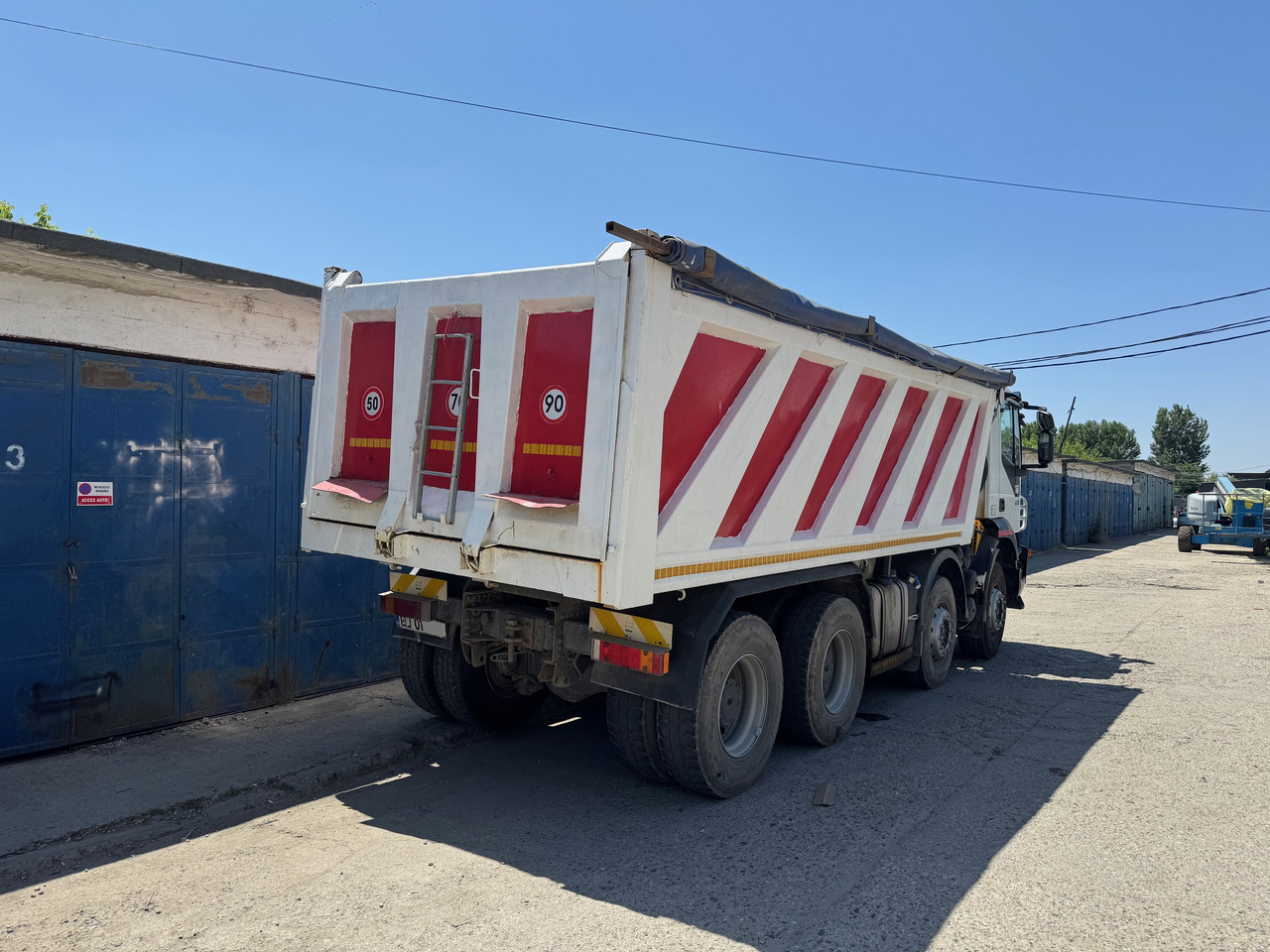 IVECO EuroTrakker 410 2009 Euro 4 Cursor 13 Klima : Sasiu GROS , Multi - Camião: foto 2 IVECO EuroTrakker 410 2009 Euro 4 Cursor 13 Klima : Sasiu GROS , Multi - Camião: foto 2