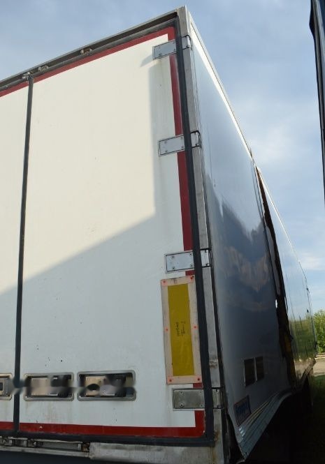 Container izoterm -frigorific - Semi-reboque isotérmico: foto 2 Container izoterm -frigorific - Semi-reboque isotérmico: foto 2