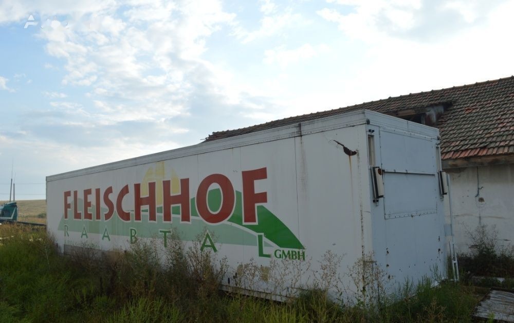 Container izoterm -frigorific - Semi-reboque isotérmico: foto 4 Container izoterm -frigorific - Semi-reboque isotérmico: foto 4
